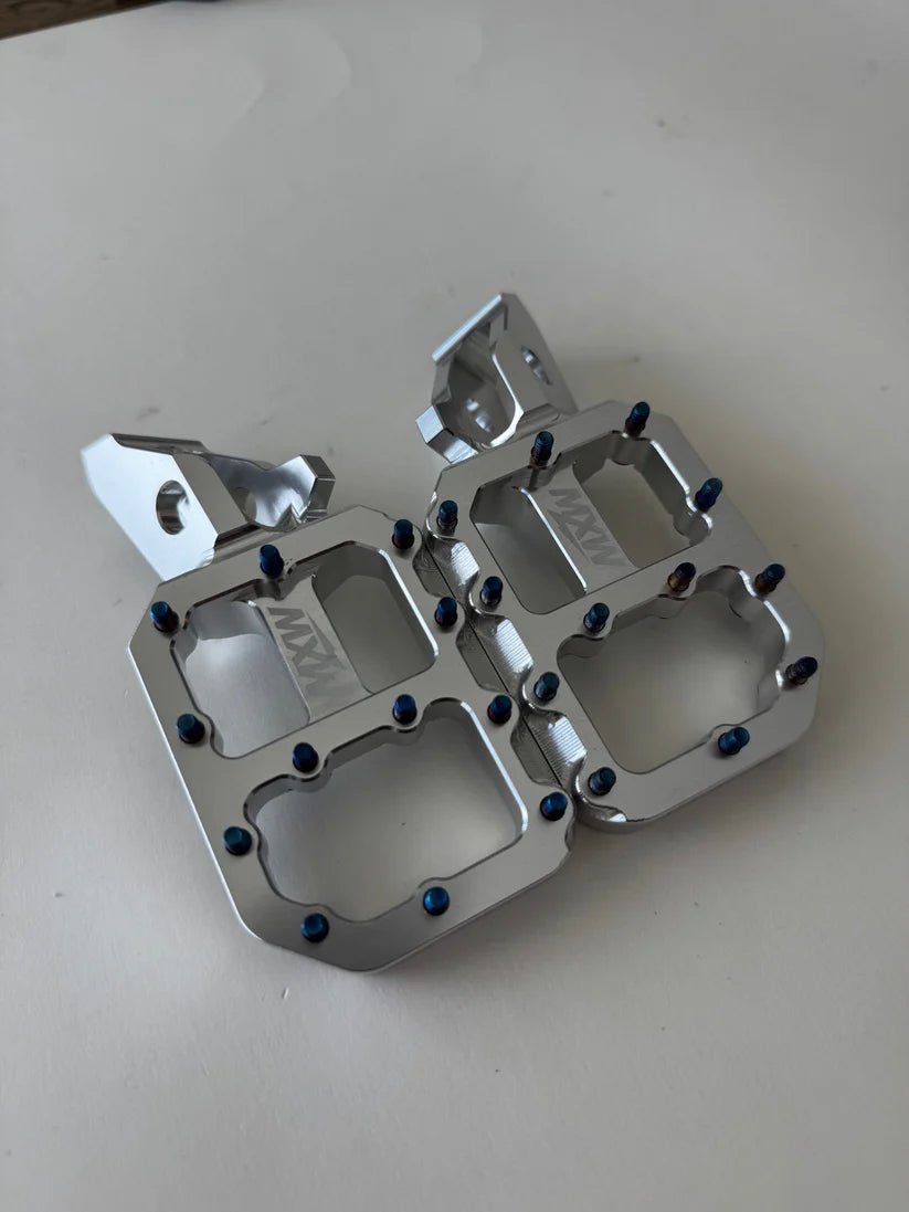 Wide Pegs - txdesigns