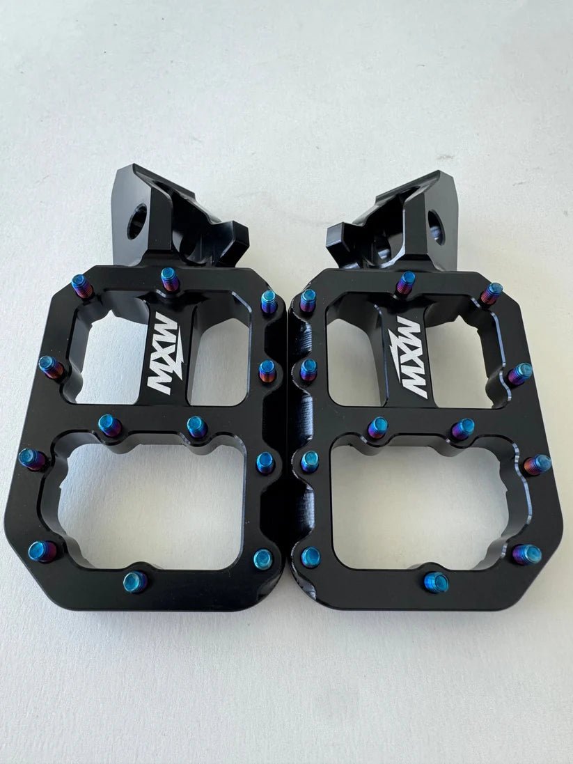 Wide Pegs - txdesigns