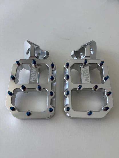 Wide Pegs - txdesigns